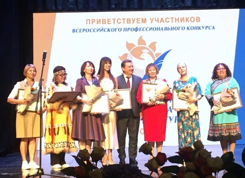 XZHjakfAIPY